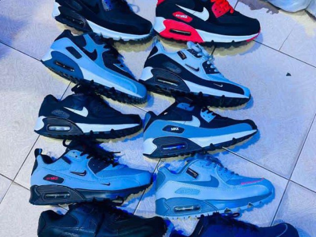 Nike Air Max, Calçado, Bissau