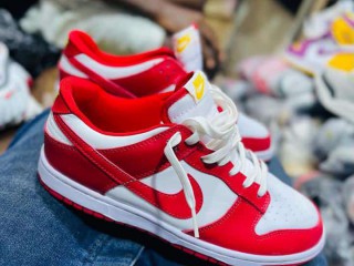 Nike Air Force 1, Calçado, Bissau