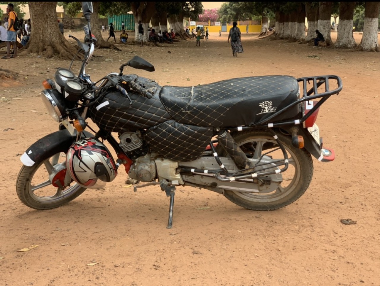 Moto TVS, Motociclos - Scooters, Bissau