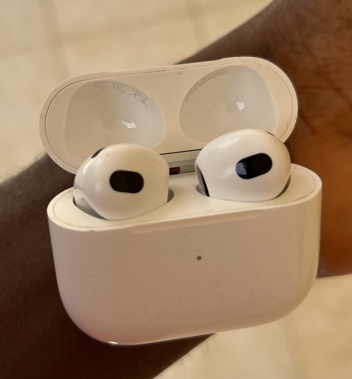 Apple Airpods á venda (Preço Negociável), TV - Áudio - Vídeo, Bissau