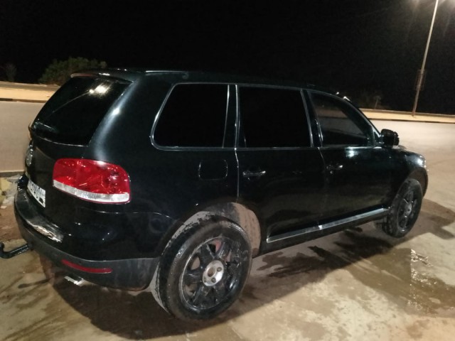 Volkswagen Touareg V10 TDI, Qualquer Outro, Bissau