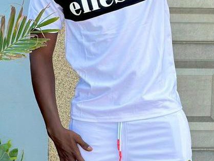Conjunto Ellesse, Roupa, Bissau
