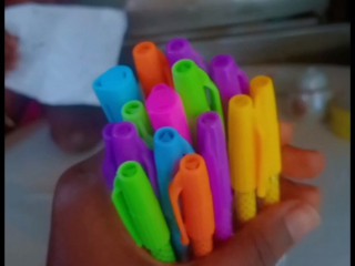 Canetas fofas, Serviços de Negócios, Bissau