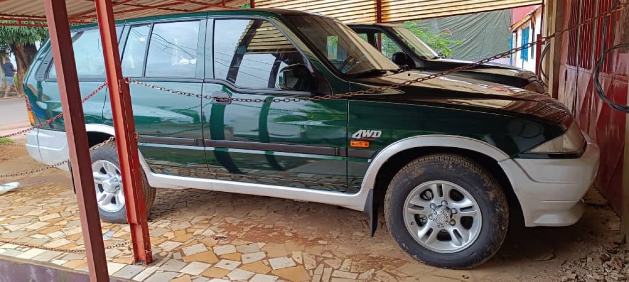 Vende se SSANGYONG, Outros Veículos, Bissau