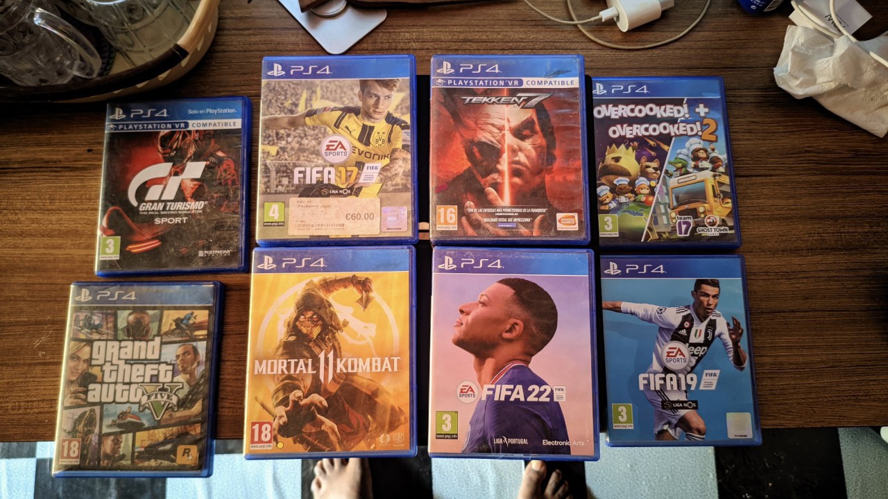 PlayStation 4 pro e vários jogos, Video Games - Consolas, Bissau