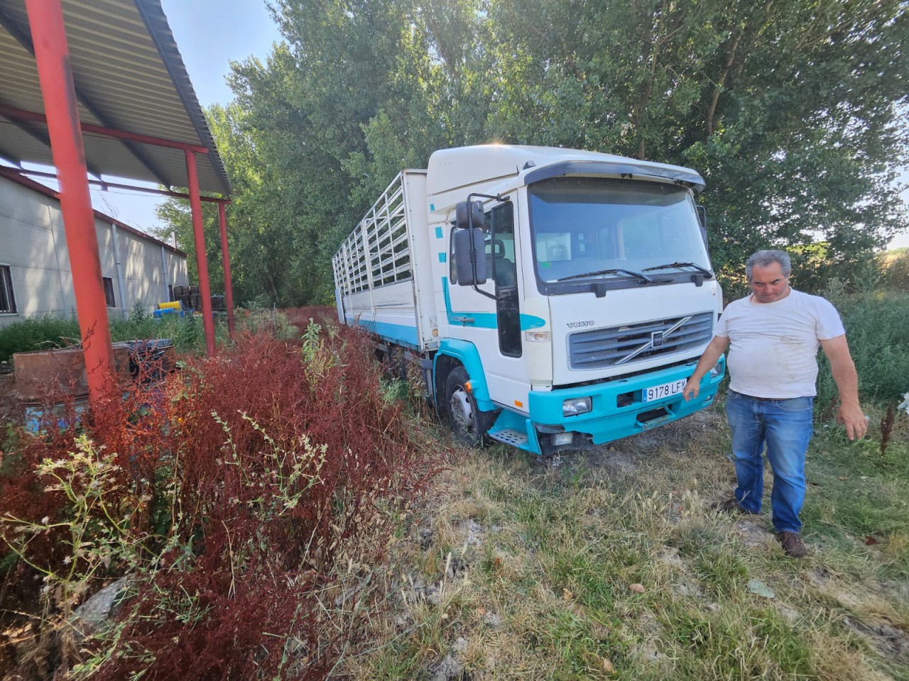 Volvo, Camiões - Autocarros, Bissau