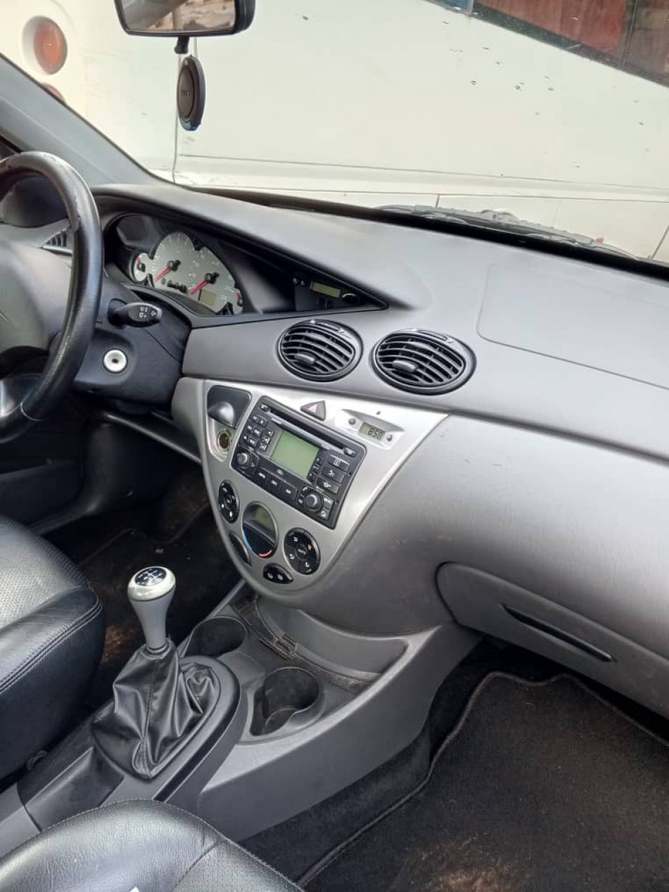Ford Focus 16.16V, Carros, Bissau