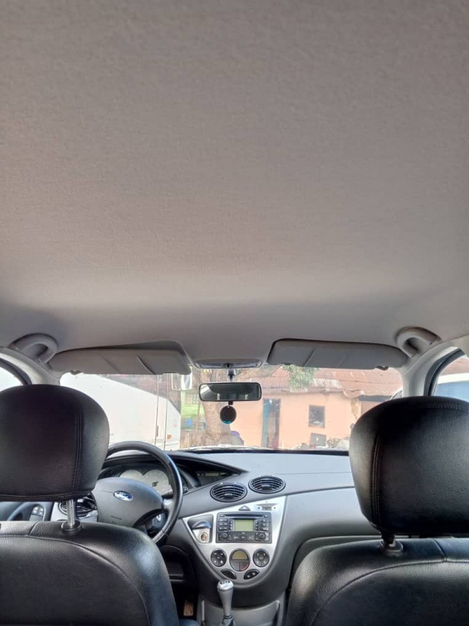 Ford Focus 16.16V, Carros, Bissau