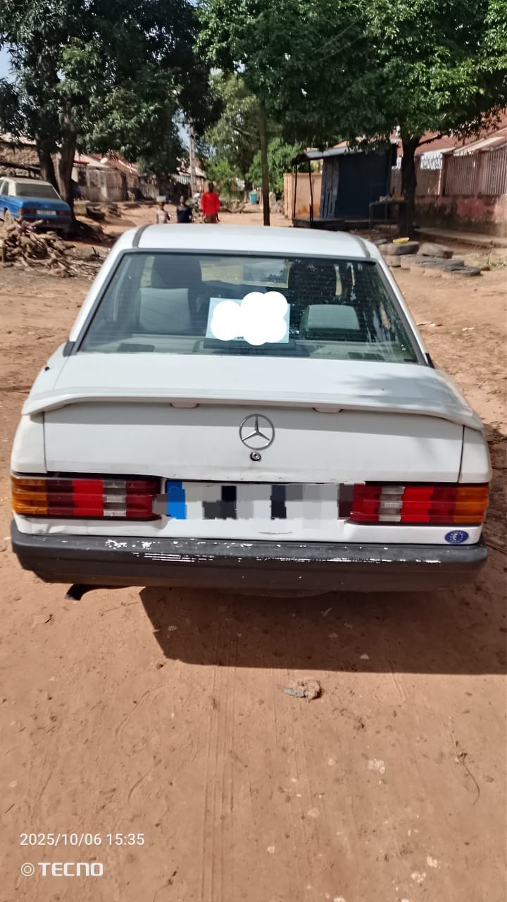 Mercedes-Benz 190 disponível para venda, Carros, Bissau