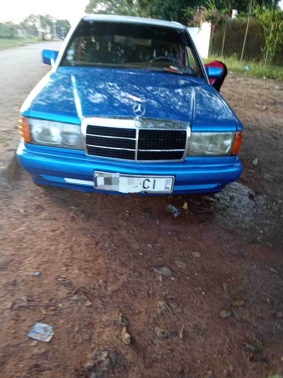 Mercedes-Benz 190 a venda, Carros, Bissau