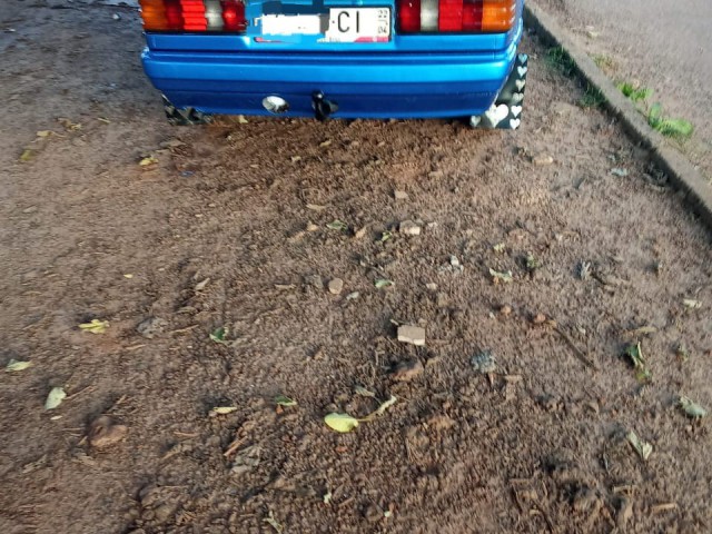 Mercedes-Benz 190 a venda, Carros, Bissau