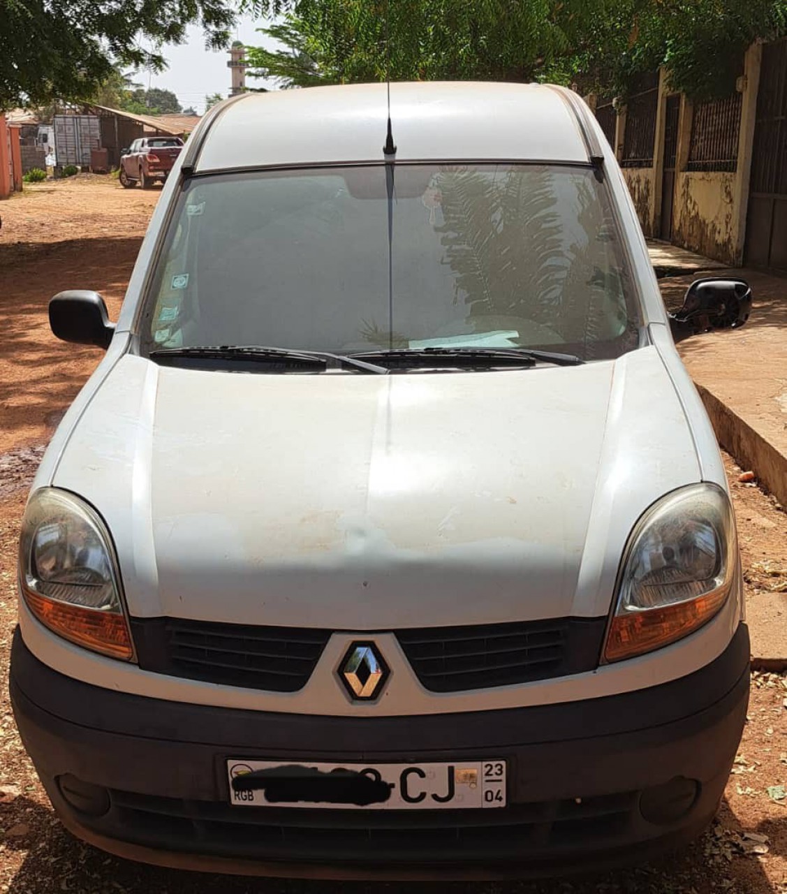 RENAULT  KANGOO BOM ESTADO, Carros, Bissau