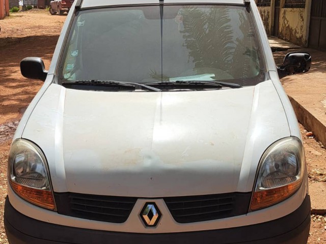 RENAULT  KANGOO BOM ESTADO, Carros, Bissau