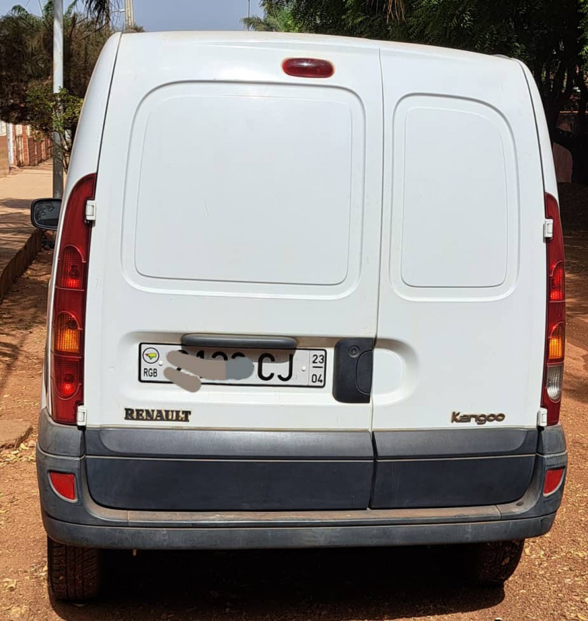 RENAULT  KANGOO BOM ESTADO, Carros, Bissau