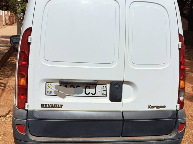 RENAULT  KANGOO BOM ESTADO, Carros, Bissau