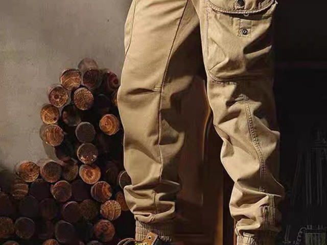 Roupa de homem-mulher-crianças, Roupa, Bissau