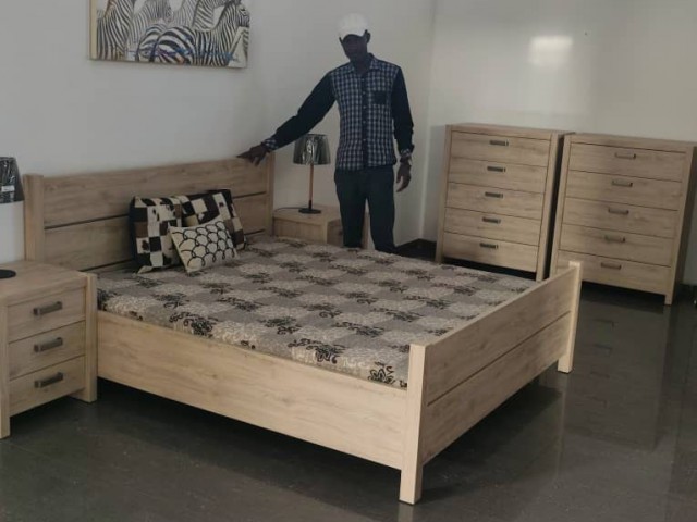 Moveis tipos tipos, Camas - Poltronas, Bissau