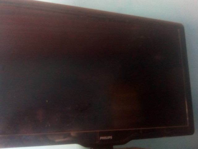 Plasma de marca PHILIPS ecrã 43, TV - Áudio - Vídeo, Bissau