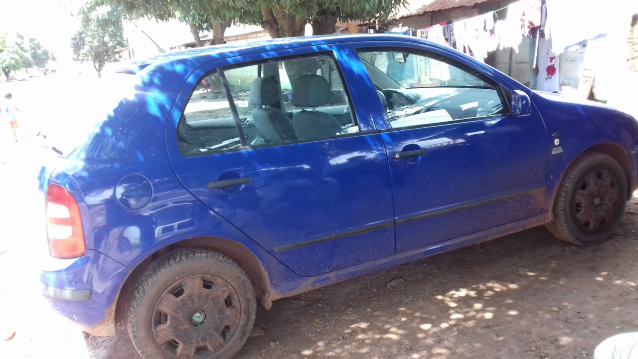 Skoda Fabia, Carros, Bissau