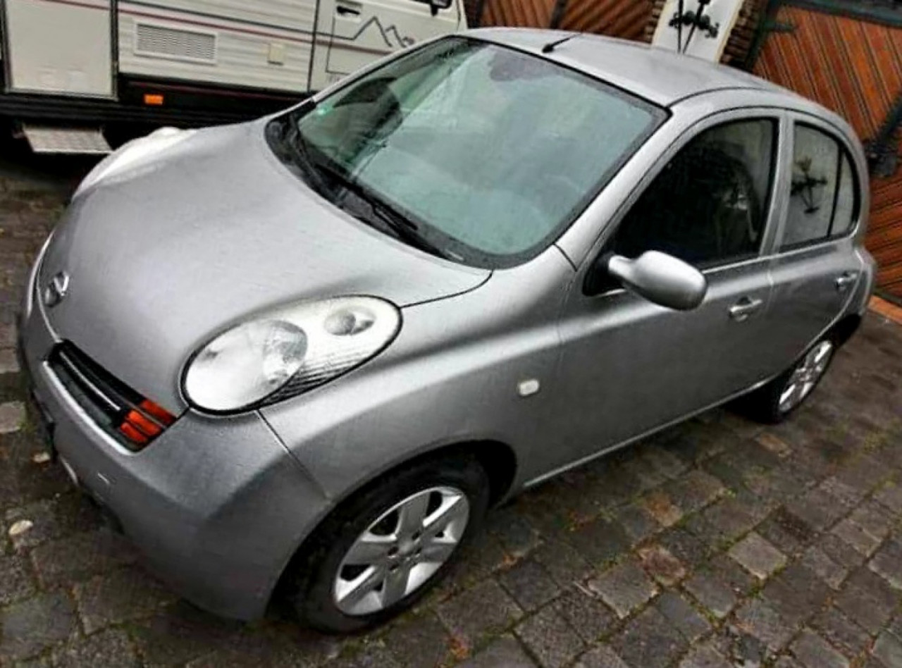 Nissan Micra, Carros, Bissau