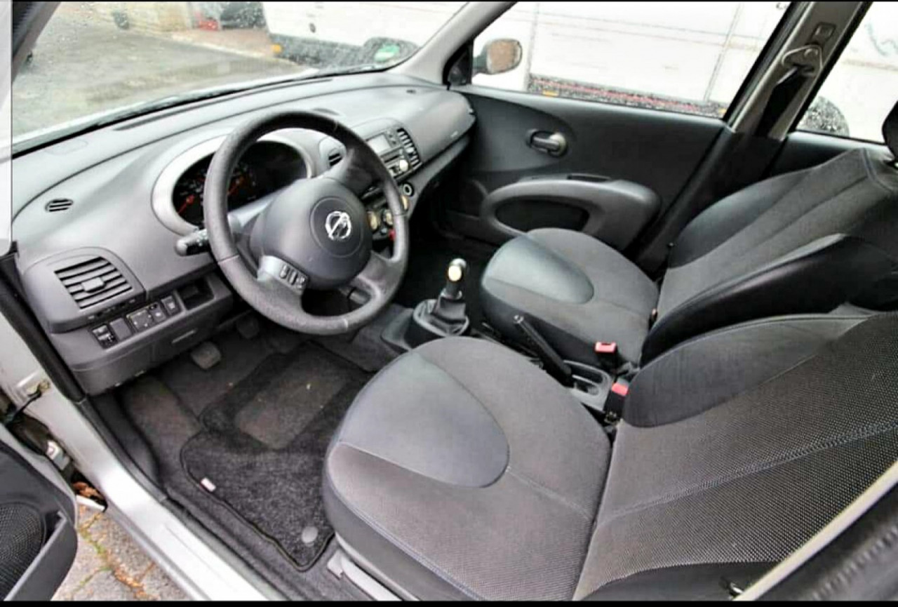 Nissan Micra, Carros, Bissau