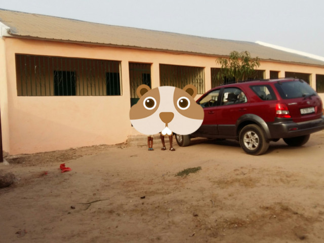 Uma casa muito linda com 3/moradias, Casas, Bissau
