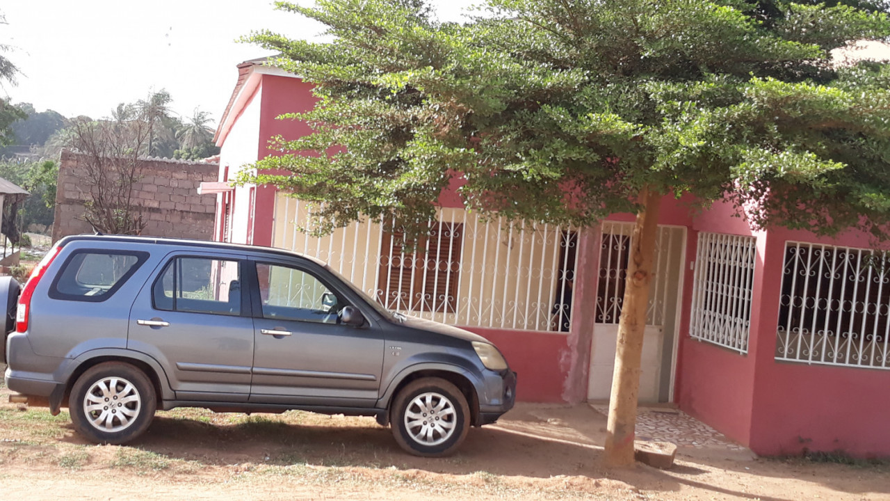Honda CR-V, Carros, Bissau