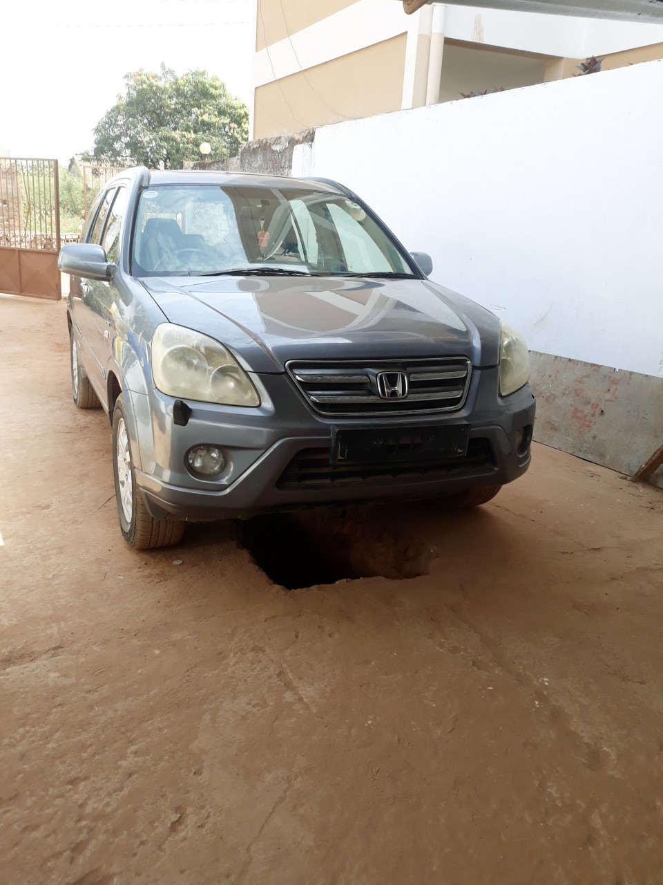 Honda CR-V, Carros, Bissau
