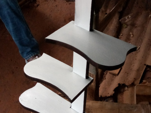 Confecção de Camas e Sofas, Camas - Poltronas, Bissau