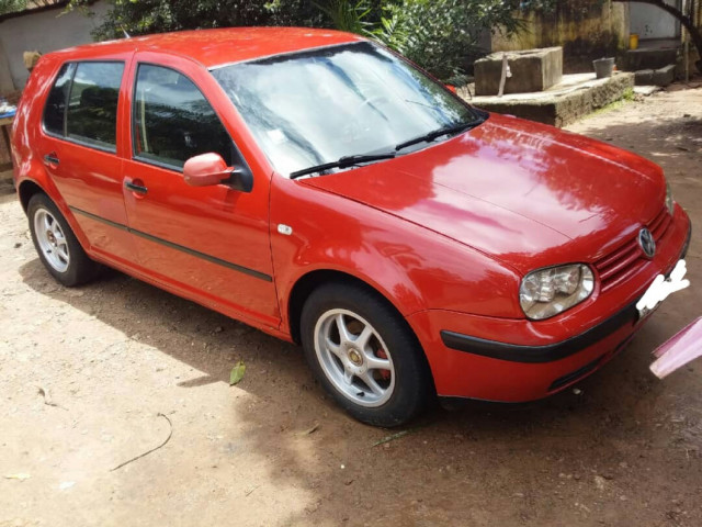 Volkswagen Golf, Carros, Bissau