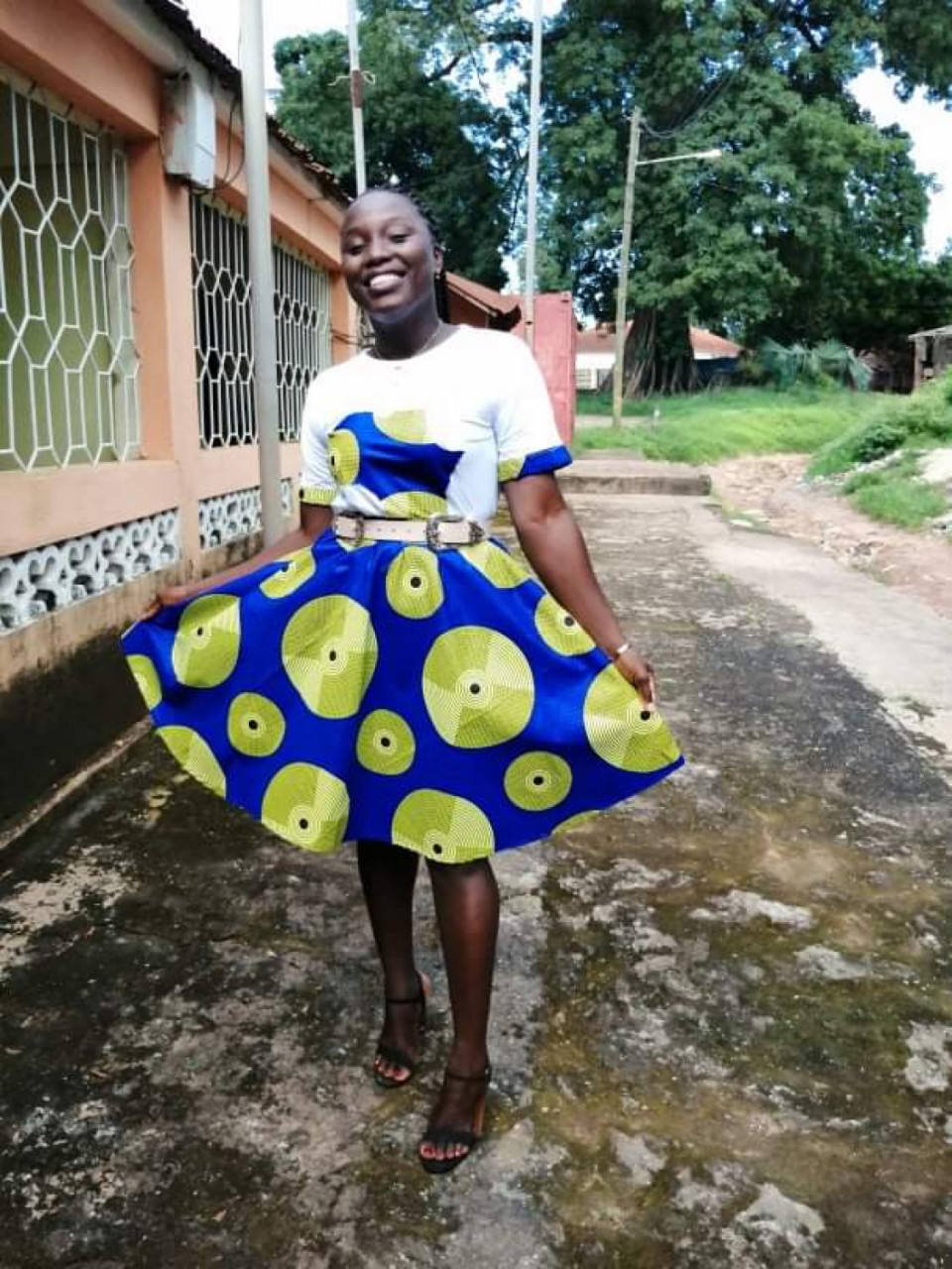 Moda na onda, Roupa, Bissau