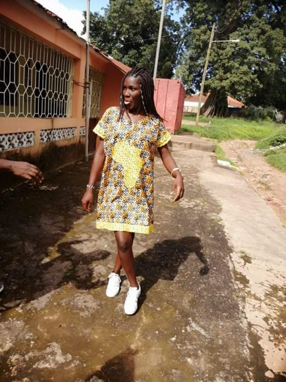 Moda na onda, Roupa, Bissau