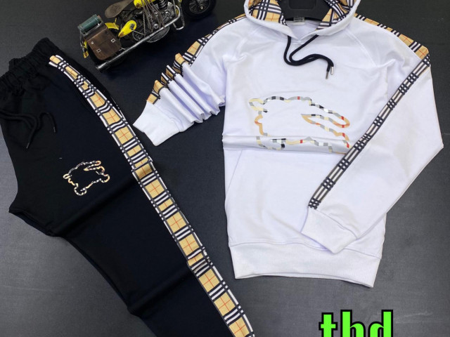 Fato de treno, Roupa, Bissau