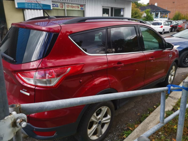Ford Escape, Carros, Bissau