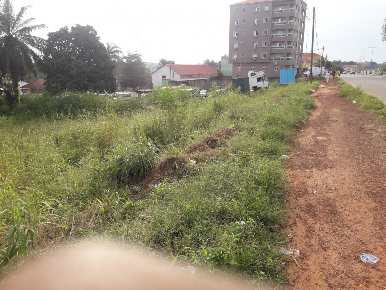 Terreno a bairro de Hafia, Terrenos, Bissau