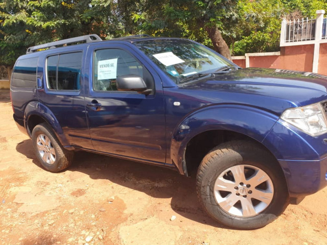NISSAN PATFINDER, Carros, Bissau