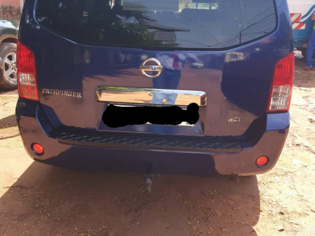 NISSAN PATFINDER, Carros, Bissau
