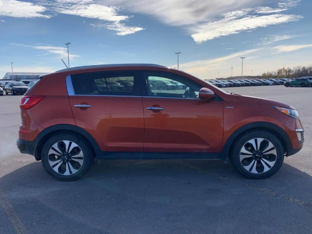 Kia Sportage, Carros, Bissau
