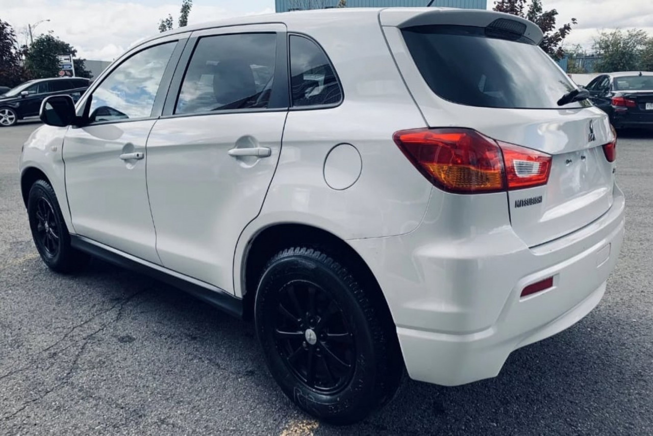 Mitsubishi RVR, Carros, Bissau