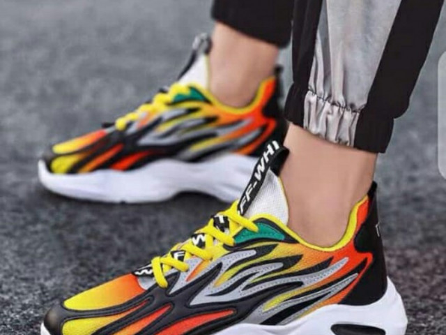 Tenis Nike, Calçado, Bissau
