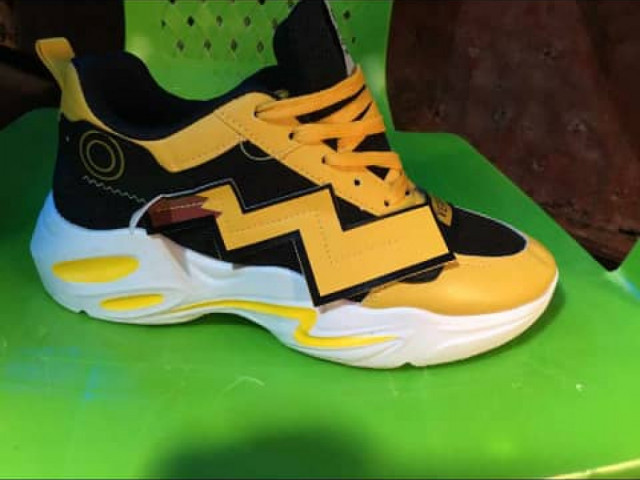 Tenis Nike, Calçado, Bissau