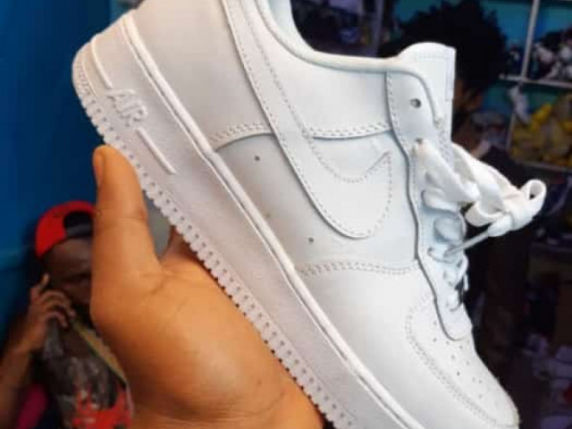 Tenis Nike, Calçado, Bissau