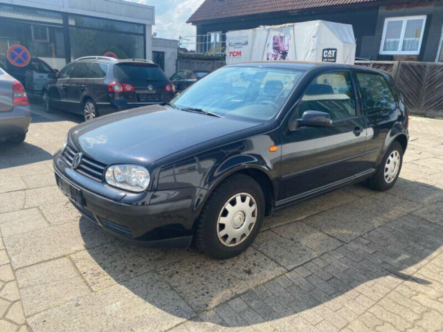 Volkswagen Golf IV, Carros, Bissau