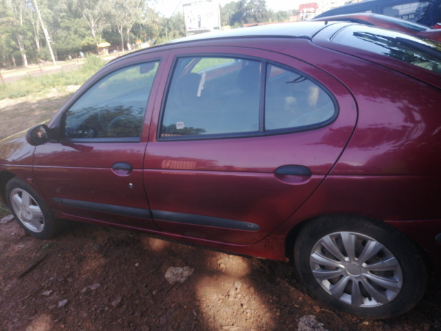 Renault Mégane, Carros, Bissau
