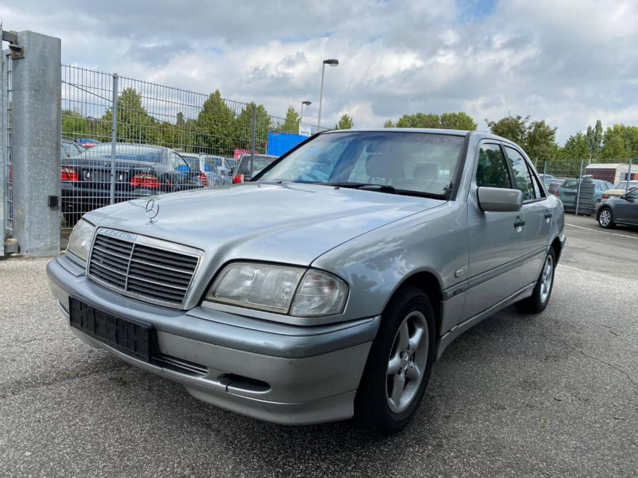 Mercedes-Benz C-Class ELEGANCE, Carros, Bissau