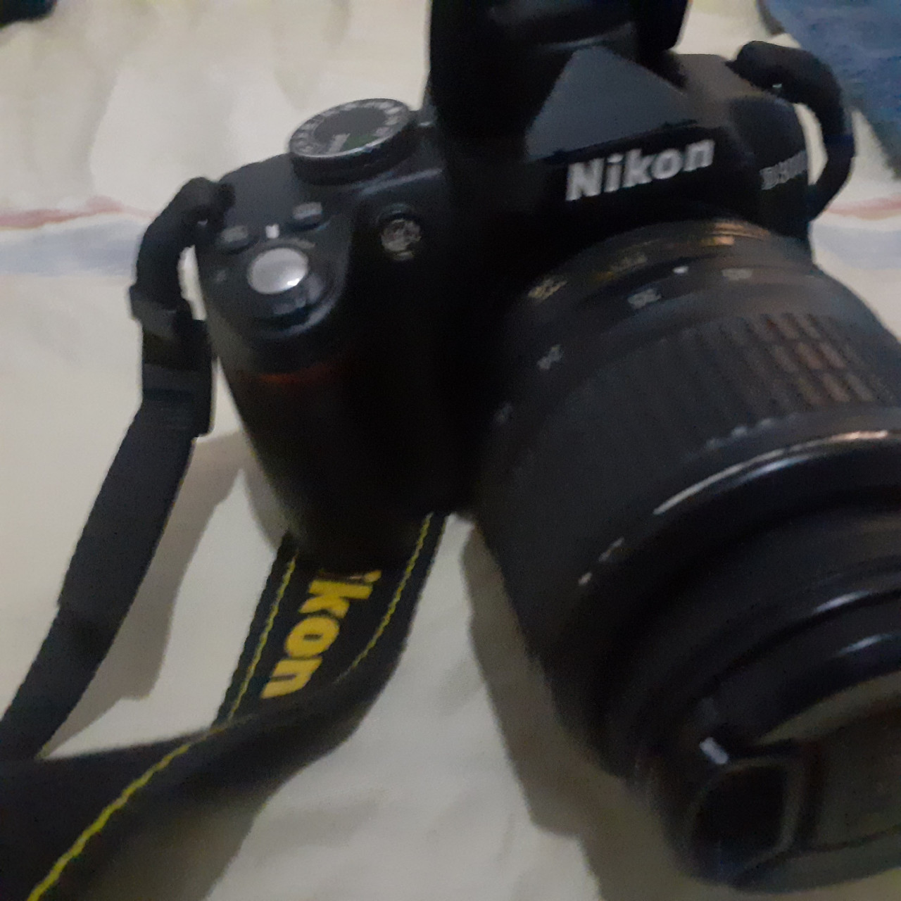 Canon D3000, Câmeras - Imagens, Bissau