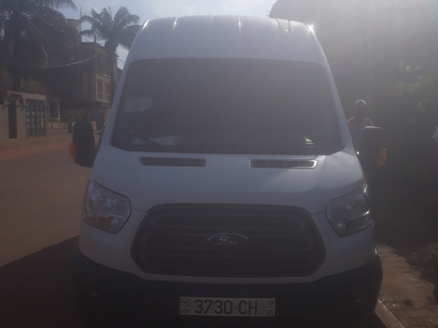 Ford Transit Frigorifico, Carros, Bissau