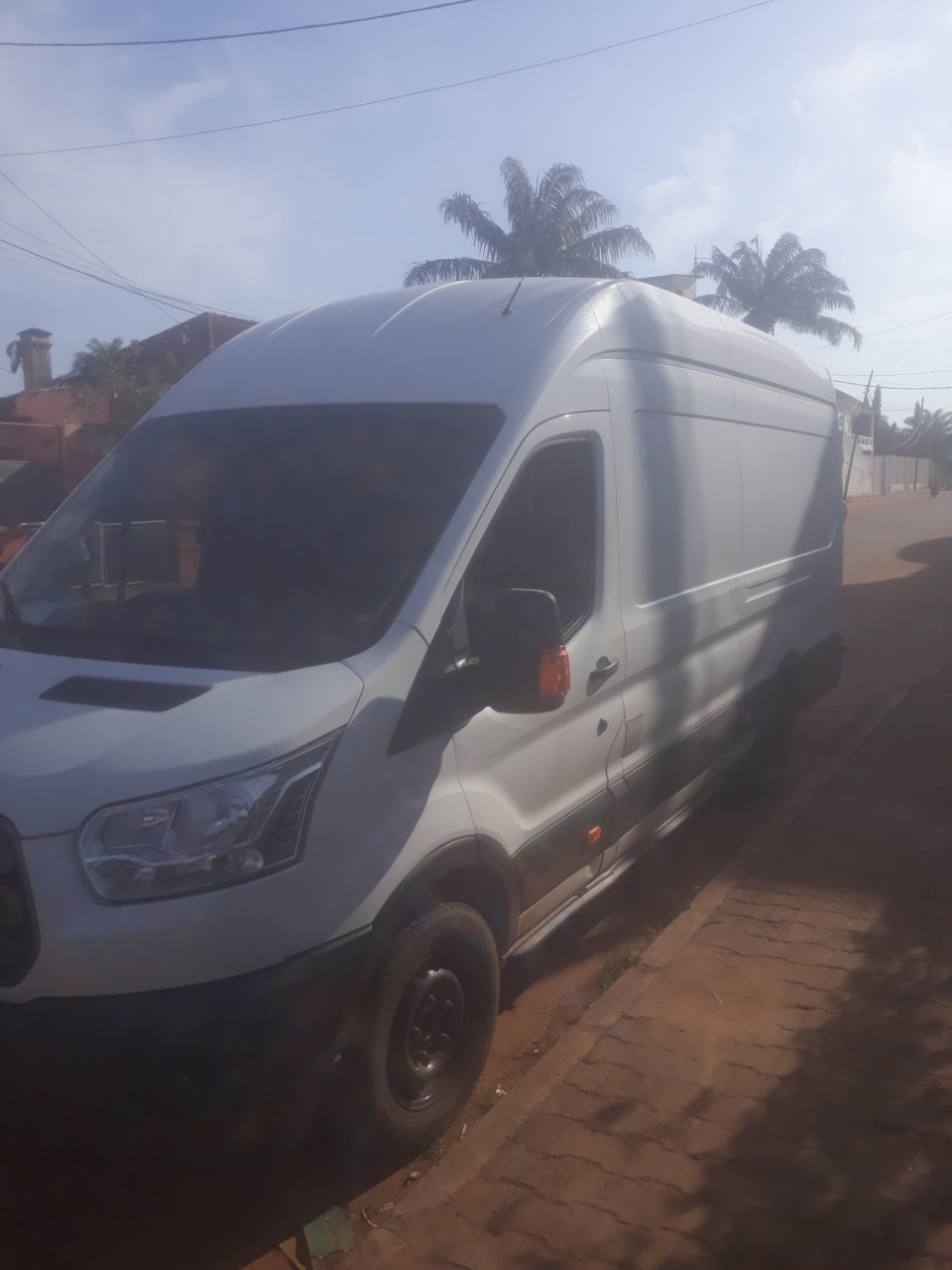 Ford Transit Frigorifico, Carros, Bissau