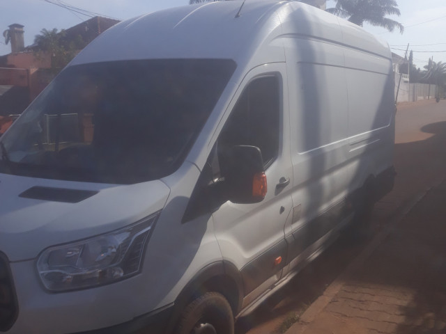 Ford Transit Frigorifico, Carros, Bissau