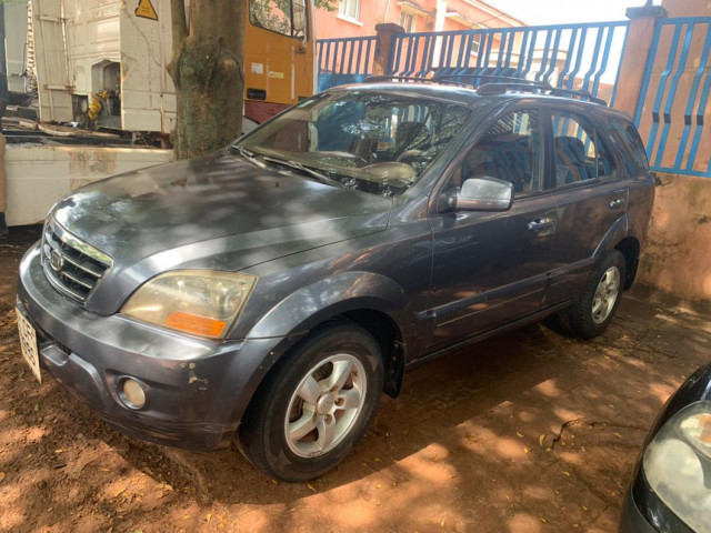 KIA SORENTO, Carros, Bissau